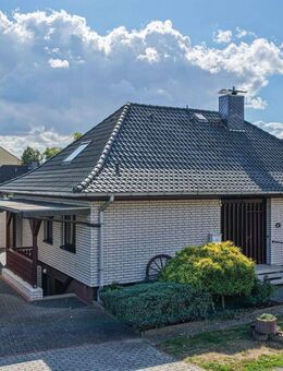 Bungalow mit Garage & imposanter Terrasse in schöner Lage** - Munster