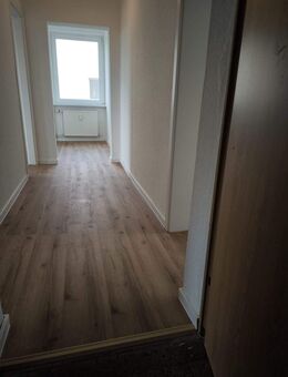 renovierte 2-Raum-Wohnung mit Seeblick in Ivenack zu vermieten - Ivenack