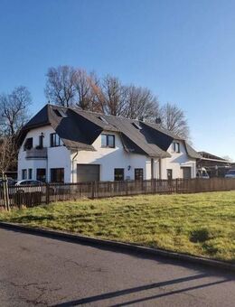 Modernes Wohn- u. Gewerbeobjekt Baujahr 1994 - Neukirchen (Pleiße)