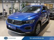 VW T-Roc, 1.5 TSI Style, Jahr 2022 - Rostock