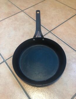Carbonstahl Pfanne 26cm von BK - München