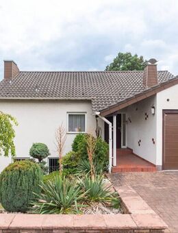 Kreuzberg - Freistehendes Einfamilienhaus in bester Wohnlage der Mittelstadt Völklingen - Völklingen
