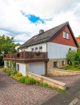 Einzugsbereites, großzügiges EFH mit grüner Gartenoase - Dermbach