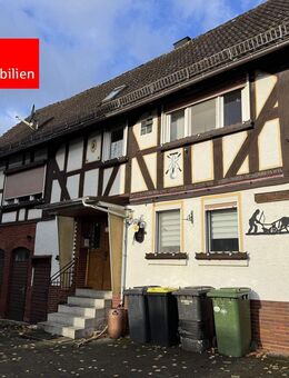 Einfamilienhaus mit Nutzgebäuden! - Battenberg (Eder)