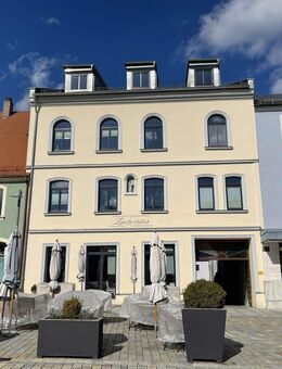 Wohn- und Geschäftshaus mit Café in Toplage am Marktplatz von Hirschau mit 120qm Ausbaupotential - Hirschau