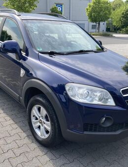 Chevrolet Captiva mit TÜV neu - Bonn
