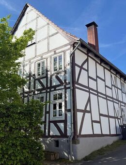 Ein Traum für Handwerker: Fachwerkhaus in Brakel-Istrup - Brakel