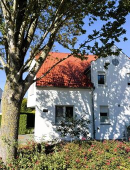 ZU VERKAUFEN: Sehr gepflegte Doppelhaushälfte am Rande von Soest mit Garten, Terrasse, Stellplatz & Carport - Soest