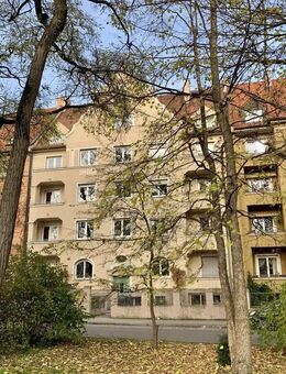 Gründerzeit-MFH in zentraler Lage mit 8 WE und projektiertem Ausbaupotential - Augsburg