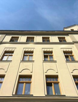 ++ Altbauwohnung mit Balkon und EBK im Norden Leipzigs ++ - Leipzig