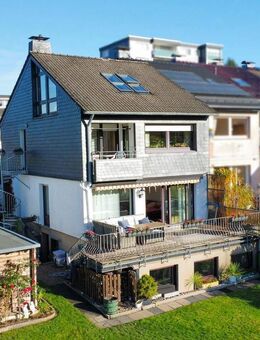 Unverbaubarer Blick ins Grüne - Mehrgenerationenhaus in ruhiger Lage in Lüttringhausen - Remscheid