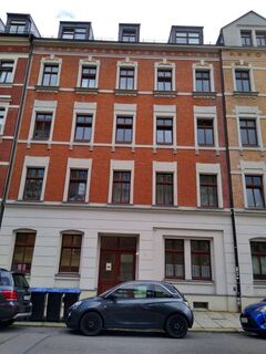 Schöne 2 Raum WG Wohnung mit Balkon in ruhiger Lage von Chemnitz