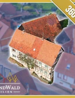 Historisches Fachwerkhaus mit großer Scheune, Innenhof und Garten - Rumbach