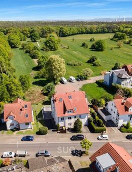 Grün. Ruhig. Besonders. PANORAMA-MAISONETTE mit Blick ins Naturschutzgebiet! - Mühlheim (Main)