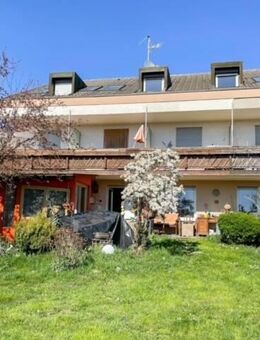 solide Kapitalanlage mit bis zu 4,5 % Rendite / gepflegtes Mehrfamilienhaus mit großem Grundstück in Radolfzell-Marke... - Radolfzell (Bodensee)
