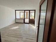 Schöne 2 Zimmer Wohnung in Buchloe mit Einbauküche, Loggia und Garage - Buchloe