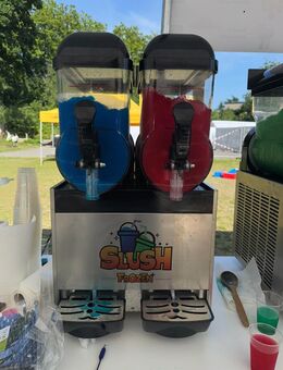 Slush Ice Maschine mieten - Eiskalte Erfrischung für dein Event! - Oberhausen
