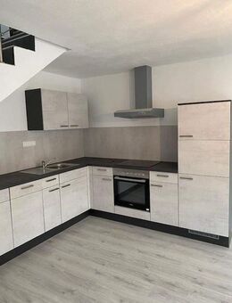 Große Wohnung mit 3 Schlafzimmer über zwei Etagen - Schillingsfürst
