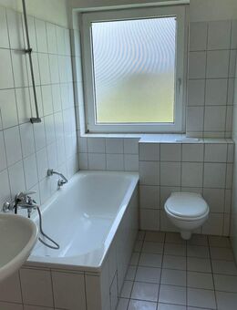 Zentral. Hell. Bezugsfertig - 3 Zimmer mit Balkon im Herzen der Stadt - Salzgitter