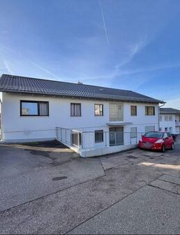 Waiblingen: 5-Zimmer-Wohnung direkt in Waiblingen mit traumhaftem Ausblick - Waiblingen