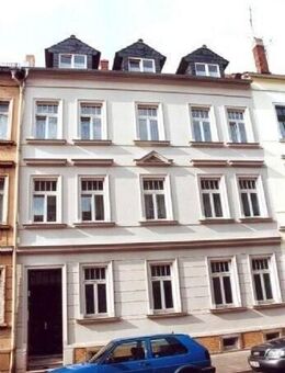 2 RWE Dachgeschosswohnung zum Wohlfühlen mit Laminat und Tageslichtbad - Wurzen