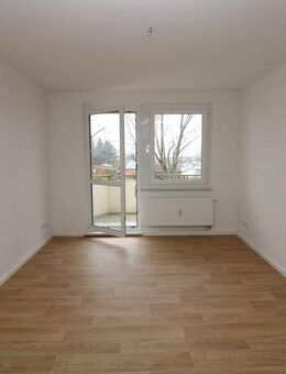 Immer auf der Sonnenseite...helle 2-RW mit Wanne u. Balkon!!! - Freiberg