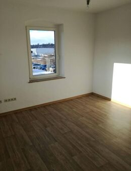 3-Zimmer Wohnung direkt im Bahnhof Burgkunstadt zu vermieten! - Burgkunstadt