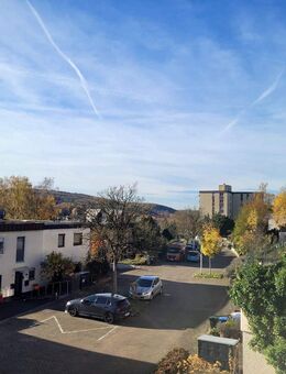 Sonnige Eigentumswohnung mit Fernblick und Garage - Witten