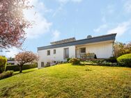 SELTENHEIT: Top-Lage Wiesbaden; "Familien-Bungalow" mit Einliegerwohnung; herrliches Grundstück! - Wiesbaden