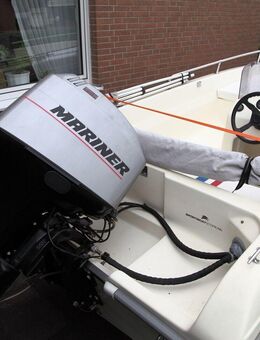 Motorboot – Bowrider Marintek „Laguna 455“ - Bern