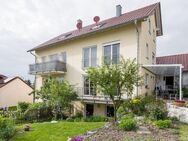 Großzügige Doppelhaushälfte mit charmantem Garten in beliebter Lage von Baindt - Baindt