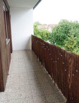 Ihr neues Zuhause in Töging: Helle 4-Zimmer-Wohnung mit Balkon und viel Raum zum Leben - Töging (Inn)