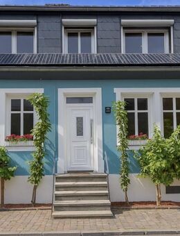 Großzügiges Familienhaus mit viel Platz und Einliegerwohnung - Saarbrücken