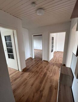 Gut beleuchtete Wohnung in Oberhausen Alstaden - Oberhausen