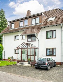 Gepflegtes Mehrfamilienhaus im Kölner Norden mit flexibelsten Möglichkeiten. - Köln