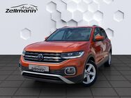 VW T-Cross, 1.5 TSi 110kW Digi, Jahr 2023 - Berlin