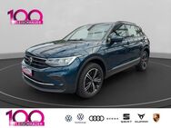 VW Tiguan, 2.0 TDI Life 18, Jahr 2021 - Bonn