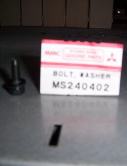MS240402 Schraube, Kühlergrill 6x20 diverse Mitsubishi-Modelle - Hannover Vahrenwald-List
