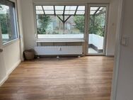 Top geschnittene Wohnung mit Terrasse und großem Garten, Nähe Schloß Benrath - Düsseldorf