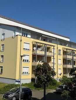 Gepflegte Wohnung mit zwei Zimmern im Herzen von Umkirch - Umkirch