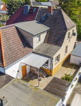 Doppelhaushälfte mit Sanierungsbedarf wartet auf kreative Gestaltung - Sülzetal