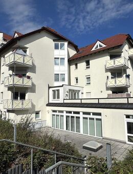 ***2-Zimmer-Erdgeschosswohnung mit Balkon gegenüber der Universität*** - Paderborn