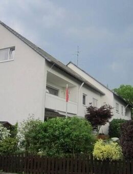 Gepflegte 4 Zimmer Wohnung in Erlangen-Bruck - Erlangen