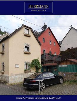 Ferienimmobilie mit Moselblick: Voll möbliertes Einfamilienhaus mit Stellplätzen - Burgen (Landkreis Mayen-Koblenz)