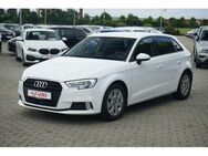 Audi A3 Sportback 35 TDI sport S-Tronic Xenon Navi - Sandersdorf Brehna