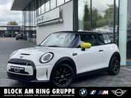 MINI Cooper S, E DA, Jahr 2023 - Braunschweig