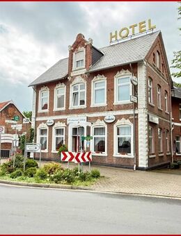 * Ehemaliges Hotel plus Wohnhaus * TOP Lage * Großes Grundstück * 18 Zimmer mit Bad * 4 Wohnungen * - Bunde