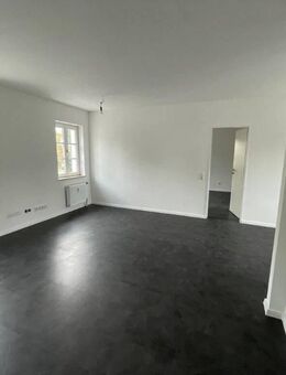Schöne kernsanierte Wohnung in einem denkmalgeschützten Haus - Haan