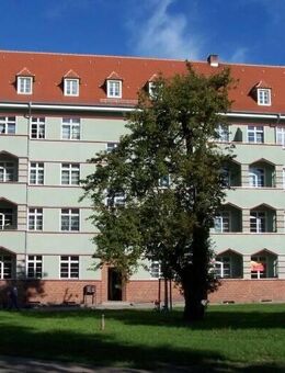 Großzügige Wohnung umgeben von Wasser und Grün - Brandenburg (Havel)