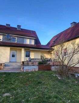 Charmantes Einfamilienhaus mit viel Potential in guter Lage von Willingshausen - Willingshausen